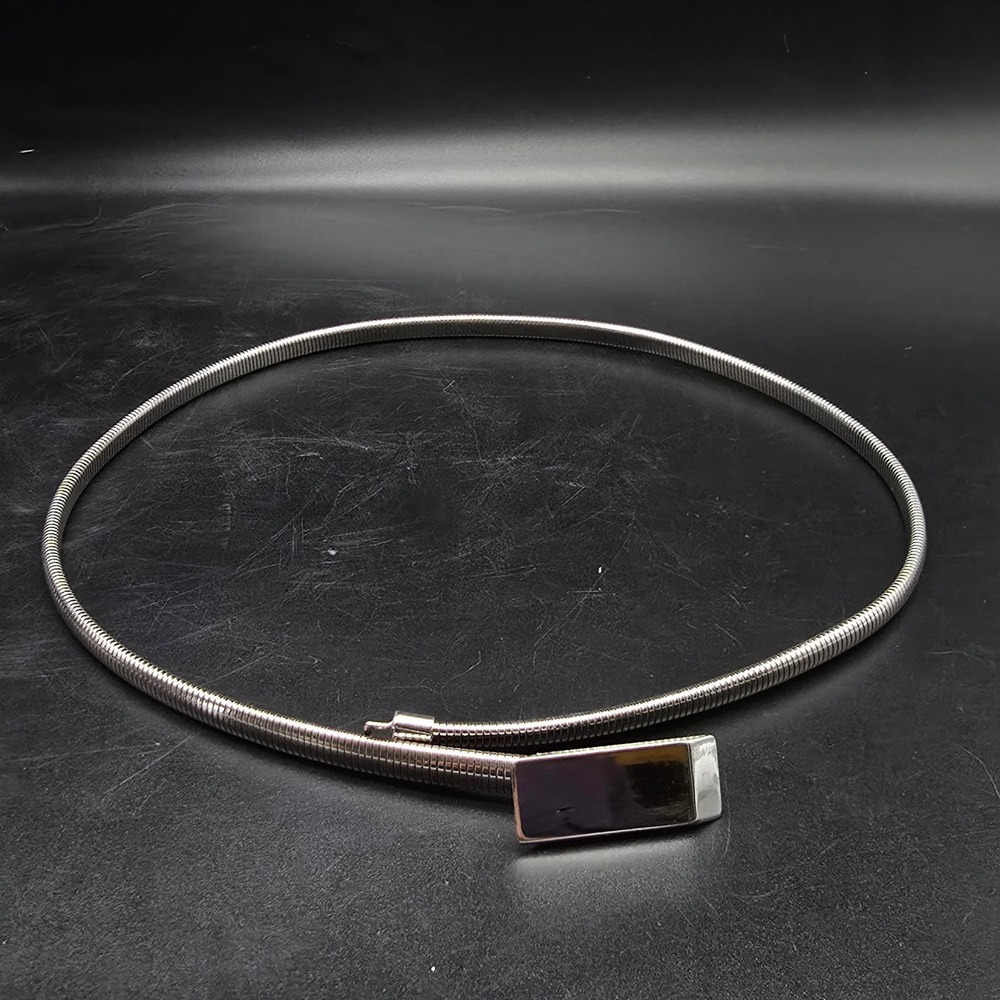 Silver Tone Vintage Stretch Belt Rectangle Buckle Sleek Timeless Classic